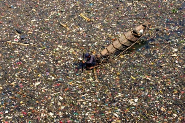 Nearly 1.3 bn tons of fabric wasted every year end up polluting rivers land