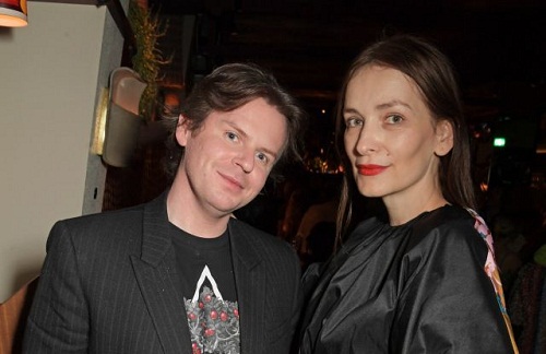 British fashion houses looks for innovations as Brexit complicates business