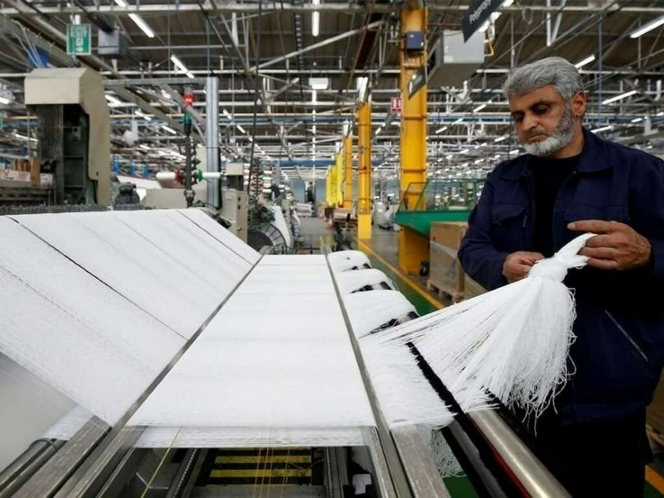 Challenges mount as Pakistan's textile exports dips 18% in 2023