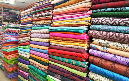 China dominates world cotton fabric market with production