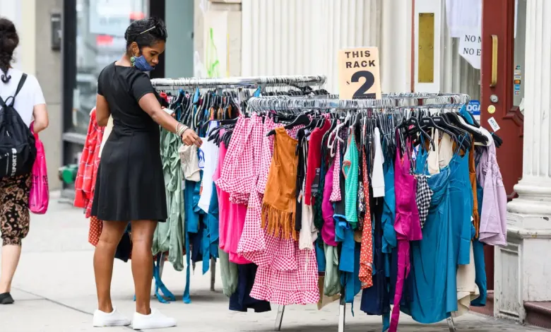 Second hand clothes online europe outlet