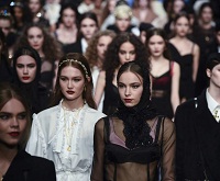 Trade show organizers keen to return to physical