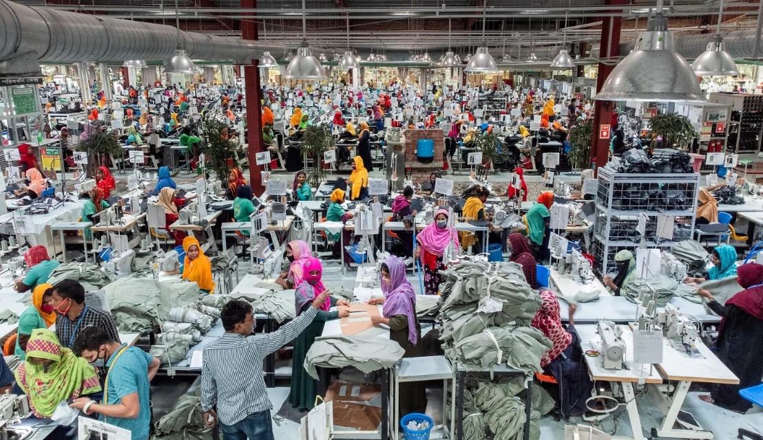 Bangladesh RMG workers struggling despite an increase in minimum wages Swedwatch Report