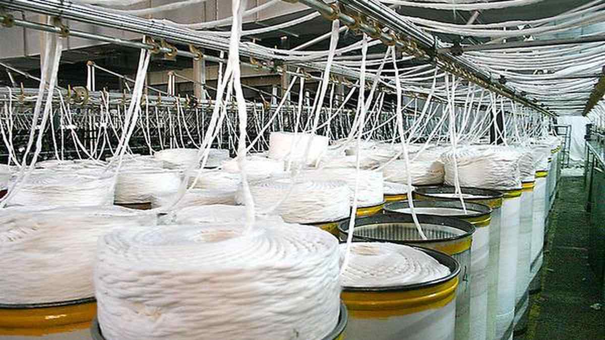 Synthetic slowdown pushes textile mills towards premium natural blends
