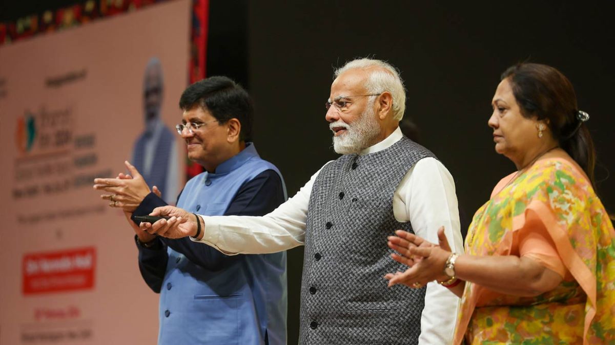 PM Modi inaugurates Bharat Tex Expo 2024 emphasizes 5 Fs strategy