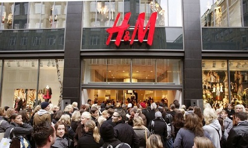 sustainable clothing than fast fashion